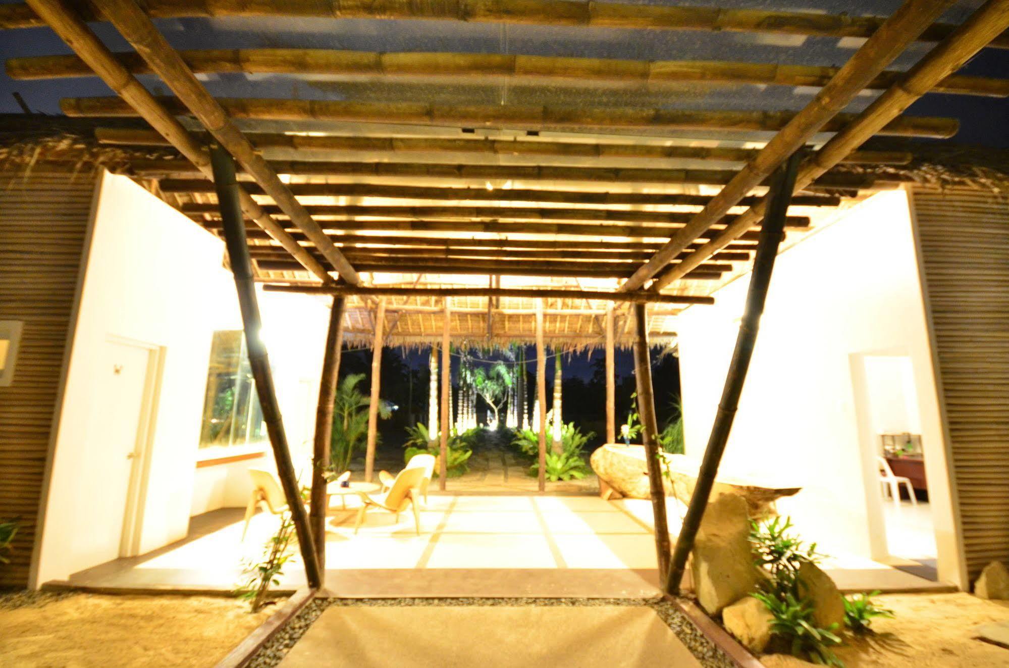 Blue Palawan Beach Club Puerto Princesa Ngoại thất bức ảnh